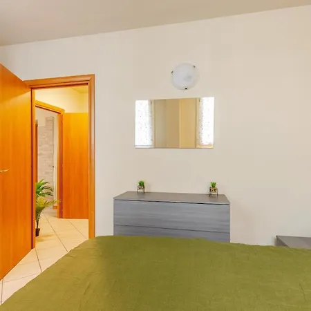 And Mountain Comfort Flat