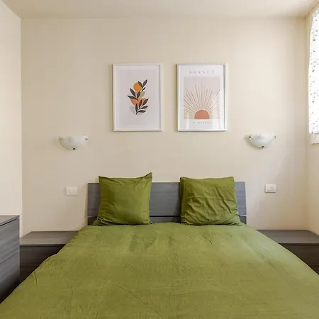 And Mountain Comfort Flat Lecco