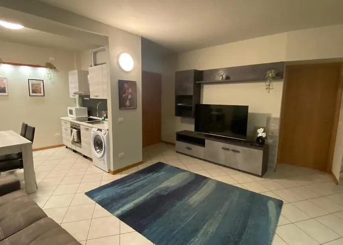 Апартаменты And Mountain Comfort Flat Лекко