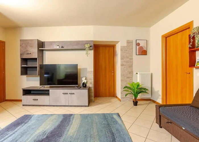 And Mountain Comfort Flat Апартаменты Лекко