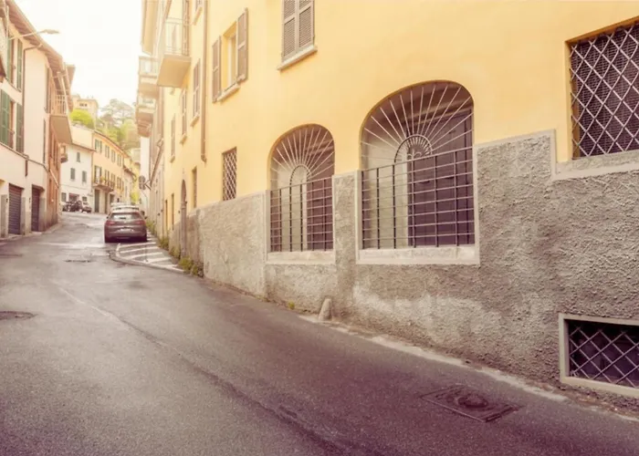 And Mountain Comfort Flat * Lecco