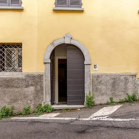 And Mountain Comfort Flat *