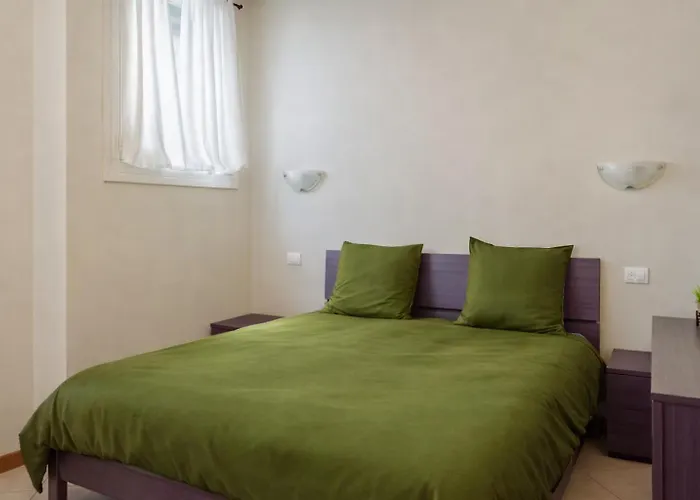And Mountain Comfort Flat Lecco